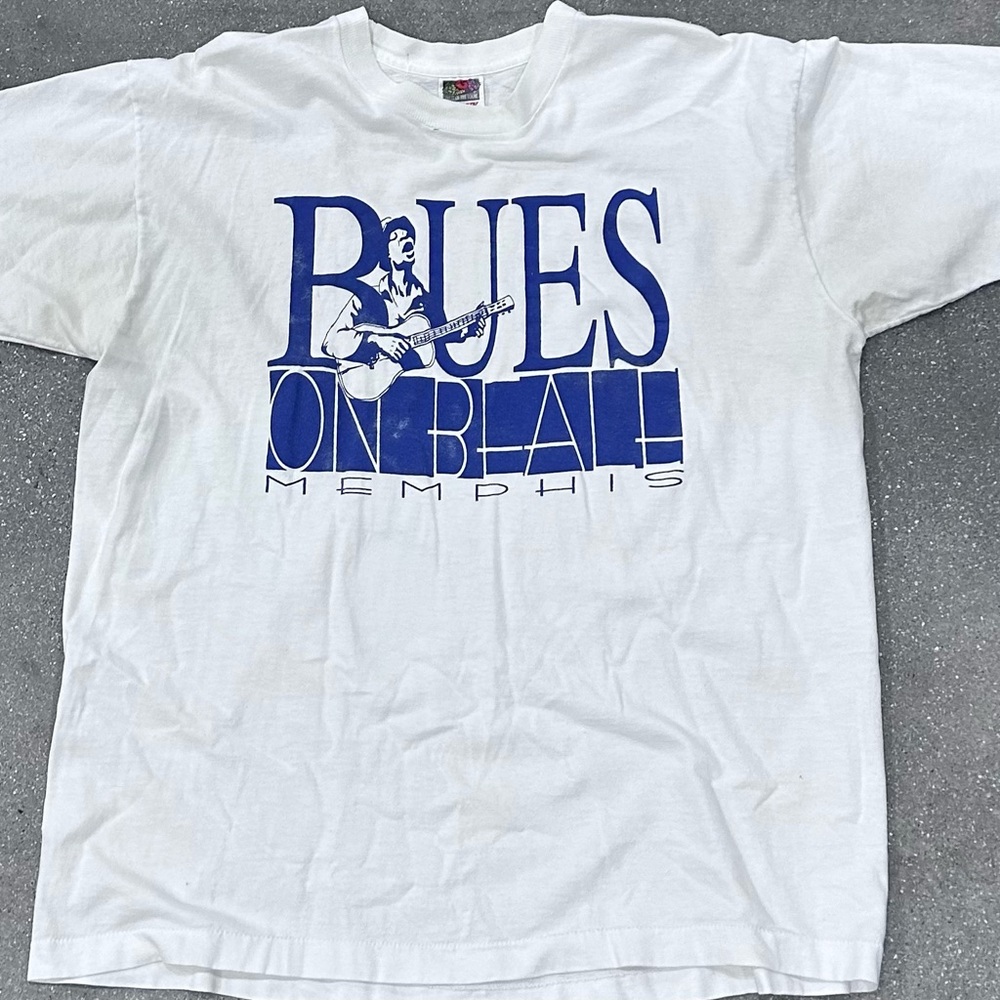 Fruit of the Loom White and Blue Graphic Tee